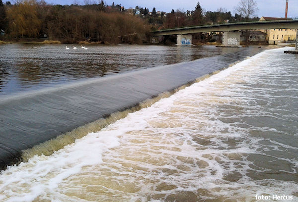 Jez Řevnice za 50 m3/s Jez Řevnice za 50 m3/s