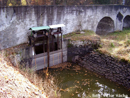 Stavidlo Stavidlo