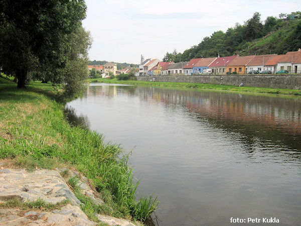 Řeka u Dolních Kounic Řeka u Dolních Kounic