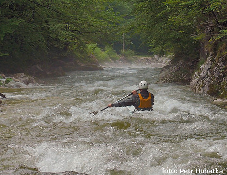 Horní úsek je veselé splachovadlo Horní úsek je veselé splachovadlo